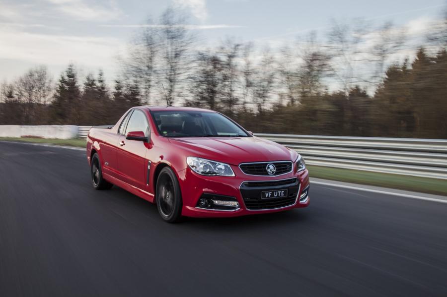  Holden VF SS Redline Ute At The Nurburgring 2013 года  (фото 1 из 19)